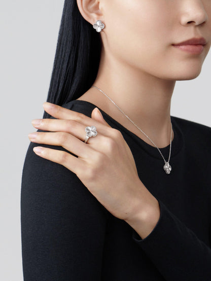 Dây chuyền Van Cleef & Arpels Alhambra vàng trắng 18K