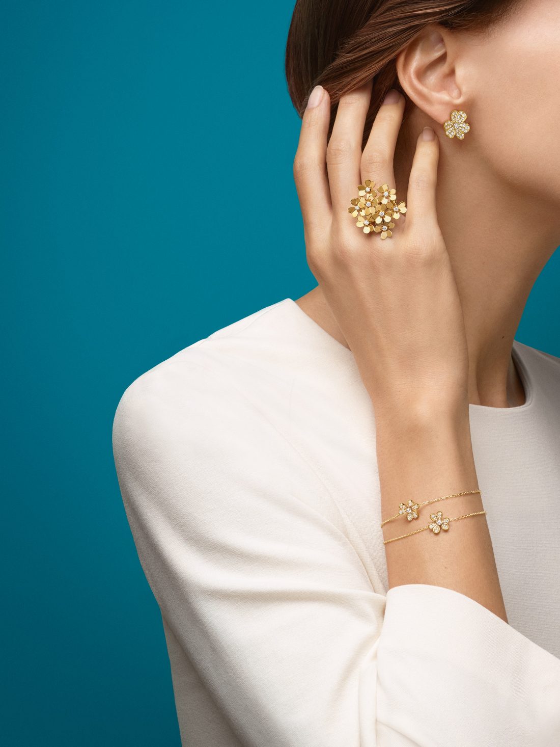   Vòng tay Van Cleef & Arpels Frivole mini vàng 18k full kim cương