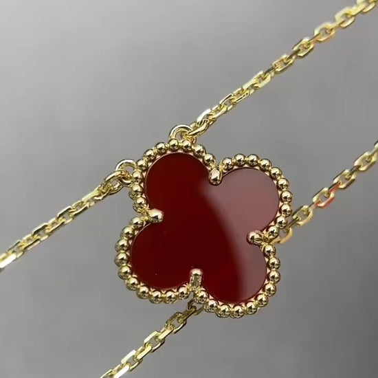 Video chi tiết dây chuyền Van Cleef & Arpels Alhambra vàng 18K - đá Carnelian